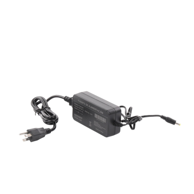 [P12DC5A] Fuente de poder con Cables de Extensión para Mayor Alcance 12 Vcc / 5 Amperes / Profesional / 0.5 metros a la toma de alimentación / 0.5 metros a la conexión del dispositivo