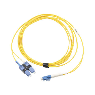 Jumper de Fibra Óptica Monomodo (OS2), XGLO, LC/UPC-SC/UPC Duplex, OFNR, Color Amarillo, 3 Metros (9.84 Pies)